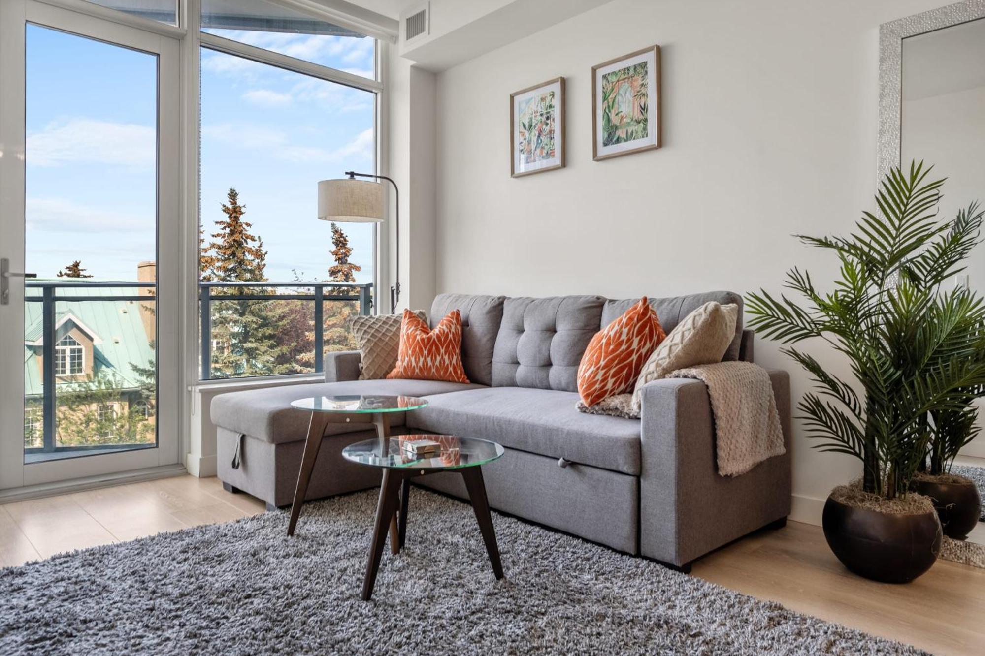 Guest Favorite Riverside Retreat- Walking Trails, Downtown Near Stampede! Free Banff Pass, Wine, Gym, Parking! YYC المظهر الخارجي الصورة